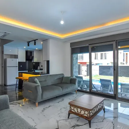 Antalya Luxury 1 *